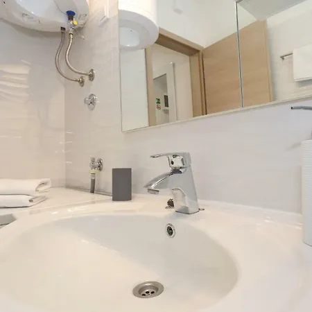 Apartman Two New By The Town Center *