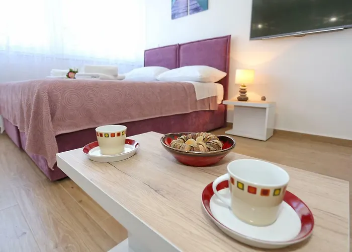 Two New By The Town Center Задар