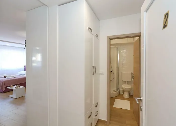 Two New By The Town Center Задар